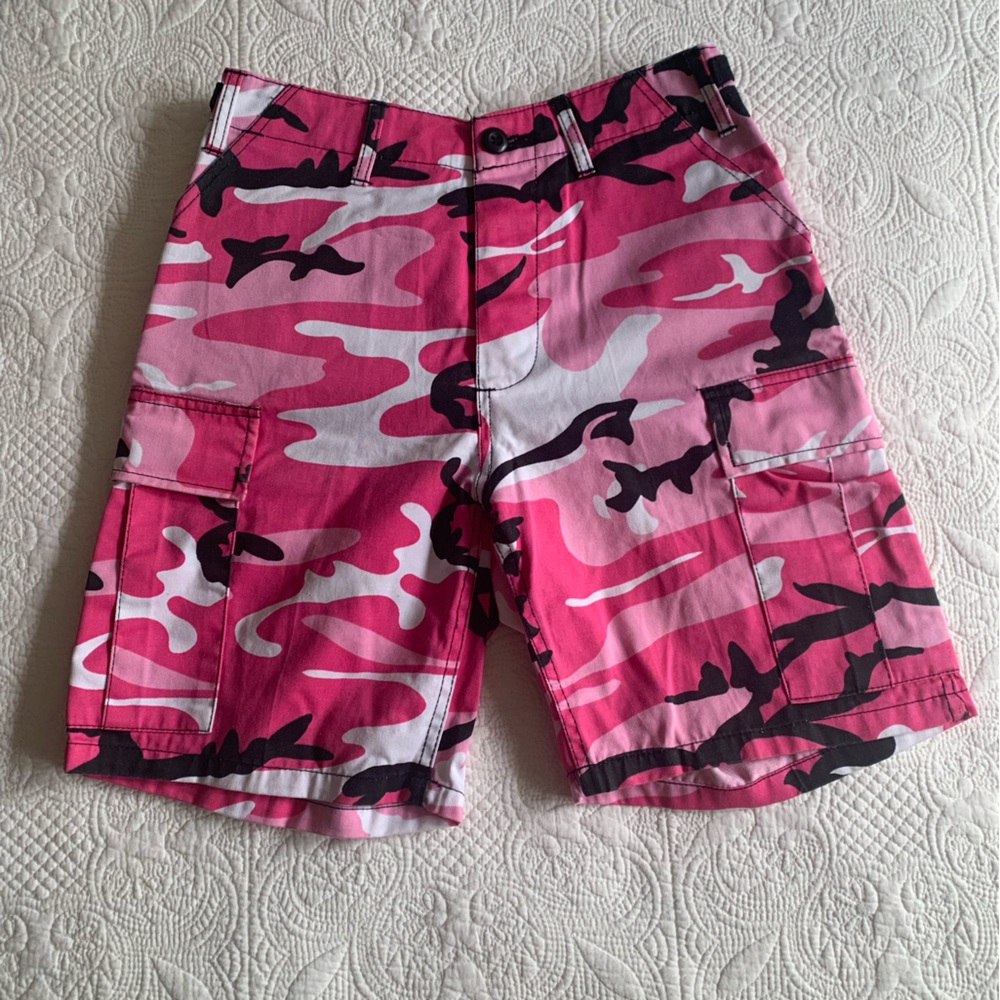 RothCo Pink Camouflage Shorts
